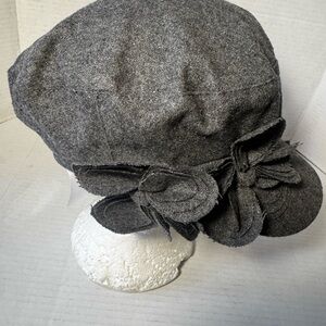 Chic Charcoal Women's Hat with Floral Detail
